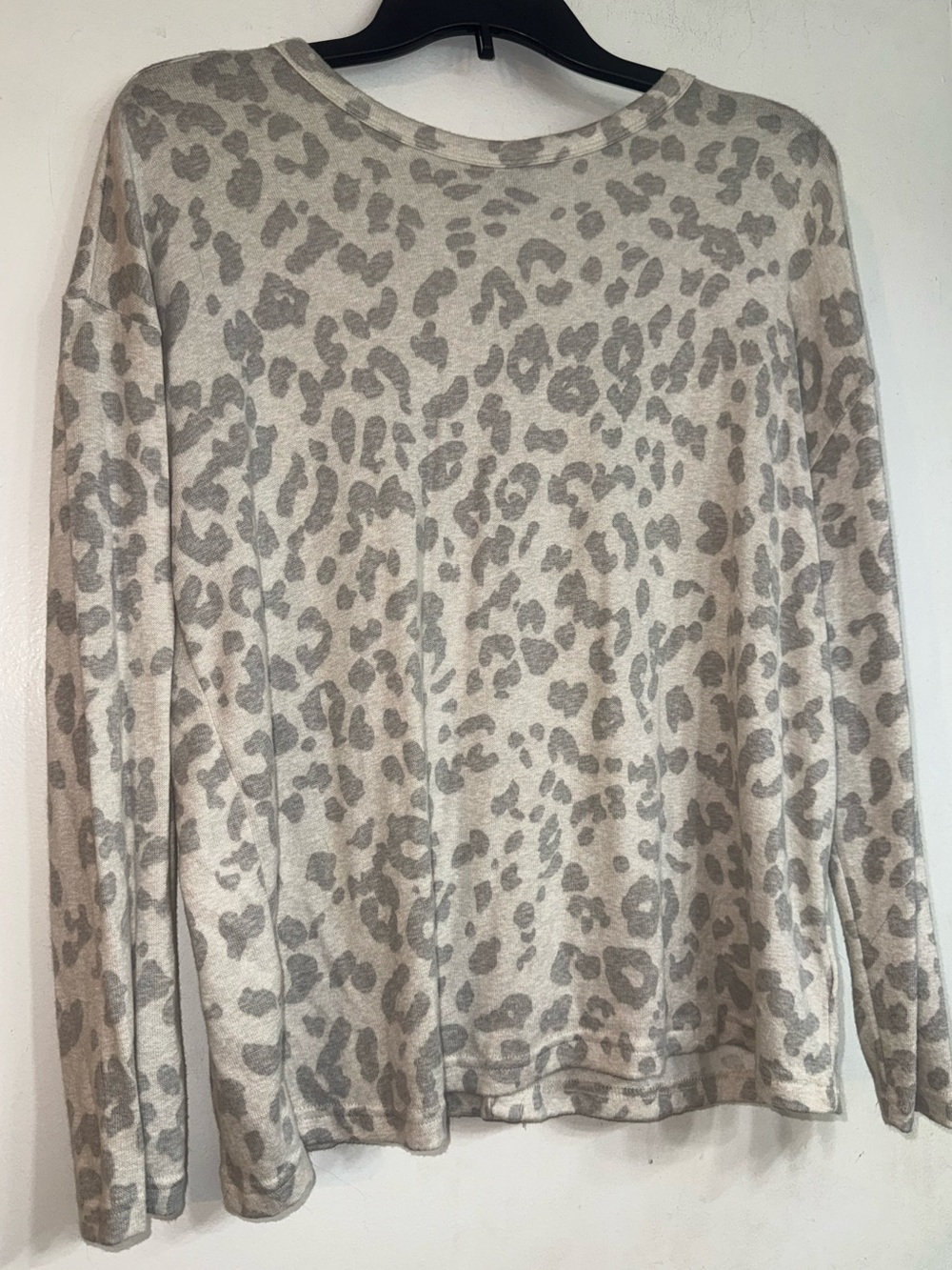 Old Navy Gray Leopard Crewneck Sweater